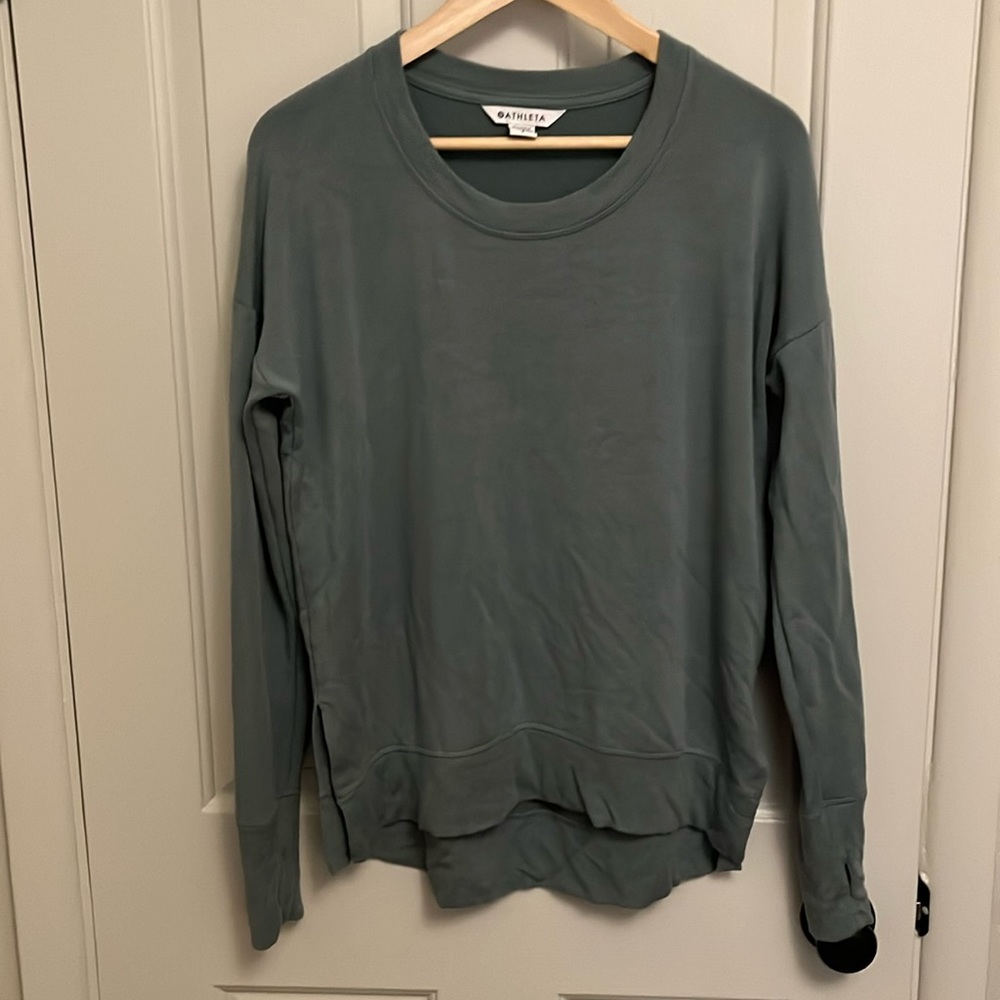 Grey/ mossy green Athleta lightweight sweater